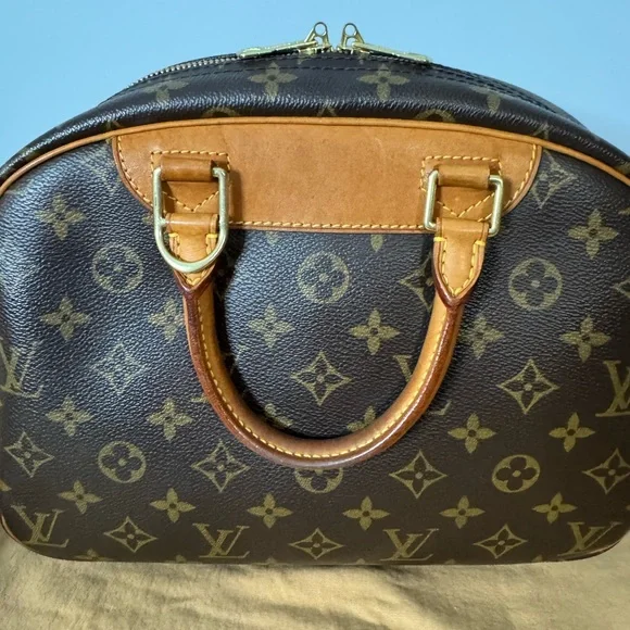 Vintage Louis Vuitton Trouville handbag - Picture 7 of 16